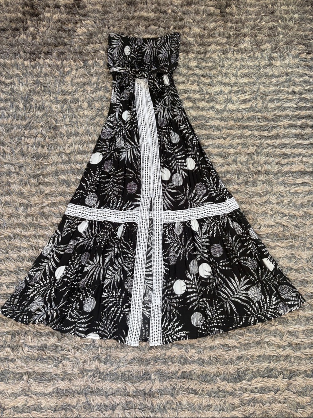 New! blue island Black and White Strapless Maxi Dress Size XS - Picture 1 of 12